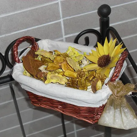 Pietra Preziosa Bed & Breakfast *